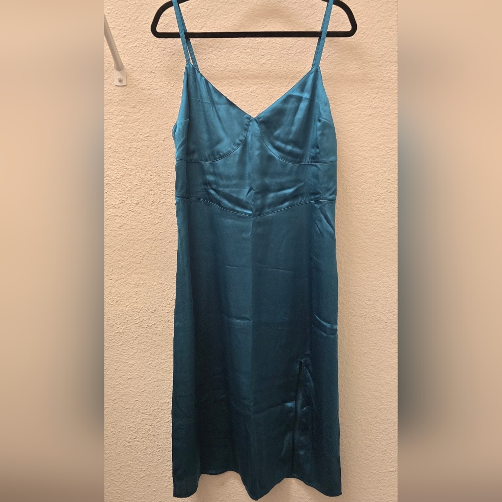 NWT Hollister Emerald Satiny Slip Dress